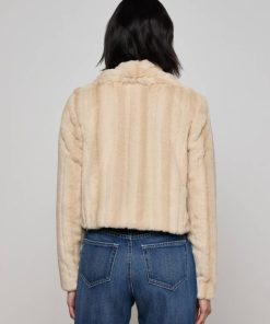 Modacache.shop5f8a7cf110 4