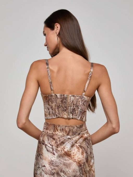 Modacache.shop67f4c460d7 4